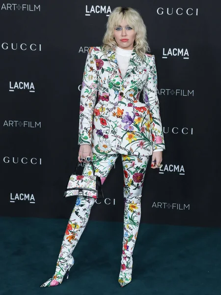 Chanteuse Miley Cyrus Portant Costume Gucci Balenciaga Des Bijoux Jared — Photo