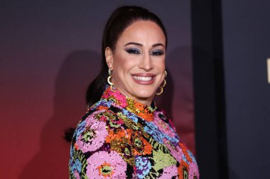 İş kadını Dany Garcia 4 Kasım 2021 'de Los Angeles, Kaliforniya, ABD' deki Xbox Plaza ve Chick Hearn Court 'ta düzenlenen Netflix' in 'Red Notice' nin dünya prömiyerine geldi.. 