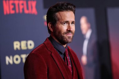 Aktör Ryan Reynolds, Netflix 'in 4 Kasım 2021' de Los Angeles, Kaliforniya 'da düzenlenen Xbox Plaza ve Chick Hearn Court' taki 