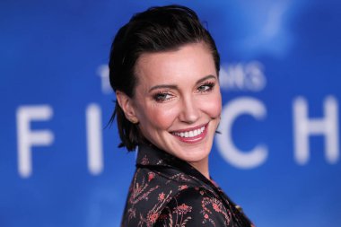 Aktris Katie Cassidy, 2 Kasım 2021 'de Batı Hollywood, Los Angeles, Kaliforniya, ABD' deki Pacific Design Center 'da düzenlenen Los Angeles Orijinal Film' Finch 'in Los Angeles galasına geldi.