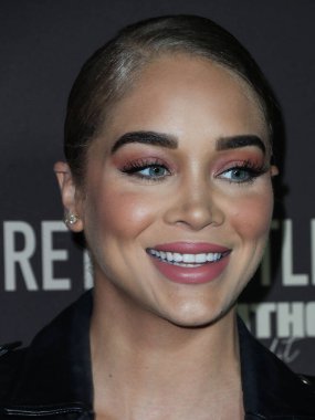 Model Jasmine Sanders, 1 Kasım 2021 'de Hollywood, Los Angeles, Kaliforniya, ABD' de bulunan Beauty and Essex at Dream Hollywood Hotel 'de düzenlenen PrettyLittleThing La Anthony EDIT Fırlatma Partisi' ne geldi..