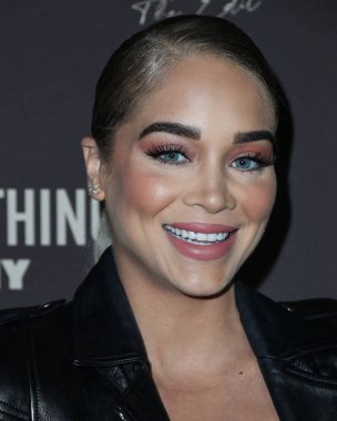 Model Jasmine Sanders, 1 Kasım 2021 'de Hollywood, Los Angeles, Kaliforniya, ABD' de bulunan Beauty and Essex at Dream Hollywood Hotel 'de düzenlenen PrettyLittleThing La Anthony EDIT Fırlatma Partisi' ne geldi..