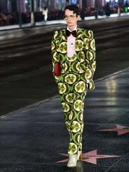 Actor Kodi Smit Mcphee Camina Por Pasarela Gucci Love Parade — Foto de Stock
