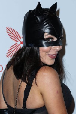 Aktris Madison Sinclair Darren Dzienciol 'un CARN' ına geldi * Decada 'nın EVIL Cadılar Bayramı Partisi Sunucusu ve Alessandra Ambrosio' nun sunucusu Doja Cat ve BIA 'nın canlı performanslarıyla Geojam ve Butter Bun' un destekçisi 30 Ekim 2021