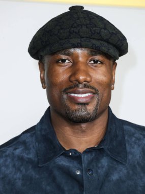 Kongolu profesyonel basketbolcu Serge Ibaka, 28 Ekim 2021 'de Los Angeles, Kaliforniya, ABD' de bulunan Akademi Sinema Müzesi 'nde düzenlenen Netflix' in 'Colin in Siyah ve Beyaz Giyen 