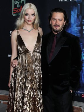 Aktris Anya Taylor-Joy ve yönetmen Edgar Wright, 25 Ekim 2021 'de Los Angeles, Kaliforniya, ABD' deki Akademi Sinema Müzesi 'nde düzenlenen 