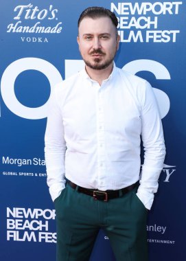 Senarist Aaron Bear, 24 Ekim 2021 'de Newport Beach, Orange County, Kaliforniya, ABD' de düzenlenen Balboa Bay Club and Resort 'ta düzenlenen 22. Yıllık Newport Sahili Film Festivali - Şeref ve Variety' nin İzlenecek 10 Oyuncusu. 