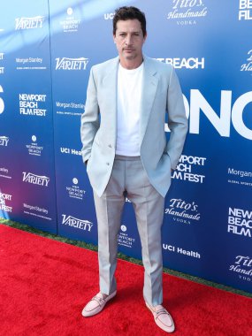 Aktör Simon Rex, 24 Ekim 2021 'de Newport Beach, Orange County, Kaliforniya, ABD' de düzenlenen Balboa Bay Club and Resort 'ta düzenlenen 22. Geleneksel Newport Sahili Film Festivali - Şeref ve Variety' nin 10 Oyuncusu.