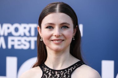 Aktris Thomasin McKenzie, 24 Ekim 2021 'de Newport Beach, Orange County, Kaliforniya, ABD' de düzenlenen Festival Onurlu ve Variety 'nin İzlenecek 10 Oyuncusu Festivali' ne geliyor..