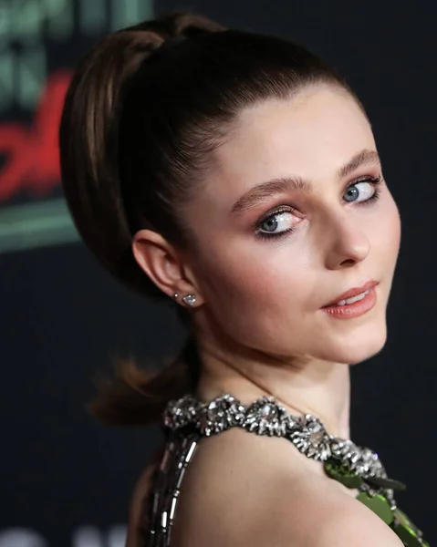 Actrice Thomasin Mckenzie Portant Des Bijoux Bvlgari Arrive Première Focus — Photo