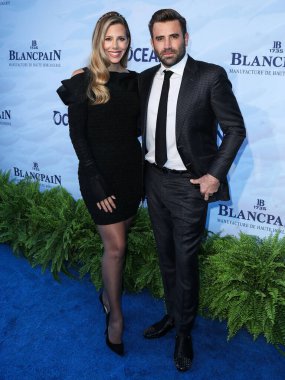 Ashley Slack ve aktör Jason Wahler, 23 Ekim 2021 'de Laguna Beach, Orange County, Kaliforniya, ABD' de düzenlenen 14. Yıllık Oceana Deniz Değişimi Yaz Partisi 'ne geldiler.