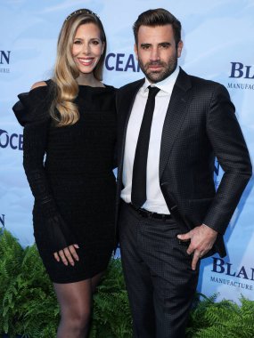 Ashley Slack ve aktör Jason Wahler, 23 Ekim 2021 'de Laguna Beach, Orange County, Kaliforniya, ABD' de düzenlenen 14. Yıllık Oceana Deniz Değişimi Yaz Partisi 'ne geldiler.. 