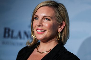 Aktris June Diane Raphael, 23 Ekim 2021 'de Laguna Beach, Orange County, Kaliforniya, ABD' de düzenlenen 14. Geleneksel Oceana Deniz Değişimi Yaz Partisi 'ne geldi.. 