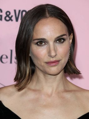 Aktris Natalie Portman, Los Angeles, Kaliforniya 'da 16 Ekim 2021' de The Pritzker Estate 'te düzenlenen Los Angeles Dans Projesi 2021 Gala' ya geldi..