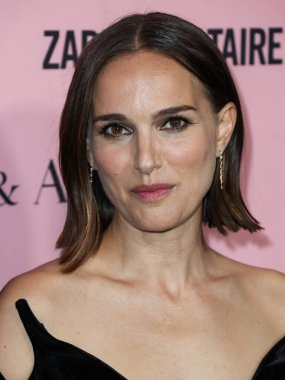 Aktris Natalie Portman, Los Angeles, Kaliforniya 'da 16 Ekim 2021' de The Pritzker Estate 'te düzenlenen Los Angeles Dans Projesi 2021 Gala' ya geldi..