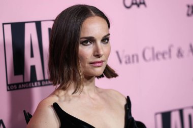 Aktris Natalie Portman, Los Angeles, Kaliforniya 'da 16 Ekim 2021' de The Pritzker Estate 'te düzenlenen Los Angeles Dans Projesi 2021 Gala' ya geldi..
