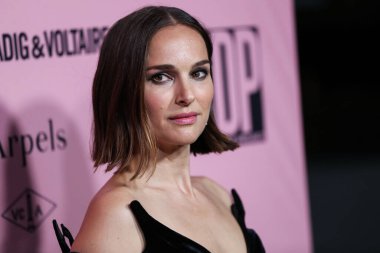 Aktris Natalie Portman, Los Angeles, Kaliforniya 'da 16 Ekim 2021' de The Pritzker Estate 'te düzenlenen Los Angeles Dans Projesi 2021 Gala' ya geldi..