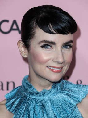 Aktris Victoria Summer, Los Angeles, Kaliforniya, ABD 'de 16 Ekim 2021' de The Pritzker Estate 'te düzenlenen Los Angeles Dans Projesi 2021 Gala' ya geldi..