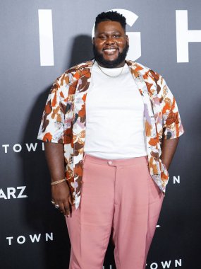Aktör Atkins Estimond, Los Angeles 'taki STARZ' ın Hightown 'ın 2. sezonunun özel gösterimine 16 Ekim 2021' de Batı Hollywood, Los Angeles, Kaliforniya, ABD 'de gerçekleştirildi..