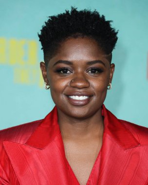Aktris / rapçi Bre-Z (Calesha Murray) 13 Ekim 2021 'de Los Angeles, Kaliforniya, ABD' de bulunan Shrine Auditorium ve Expo Hall 'da düzenlenen Netflix' in 'The Harder They Fall' adlı filminin Los Angeles galasına geldi.