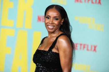 Gucci giyen kostüm tasarımcısı June Ambrose, 13 Ekim 2021 'de Los Angeles, Kaliforniya, ABD' de bulunan Shrine Auditorium ve Expo Hall 'da düzenlenen Netflix' in 'The Harder They Fall' adlı filminin Los Angeles galasına geldi.