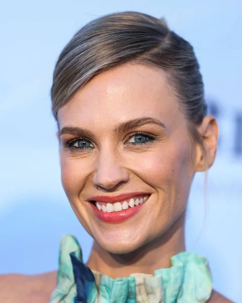 Skådespelerska Januari Jones Anländer Till Den Årliga Oceana Seachange Summer — Stockfoto