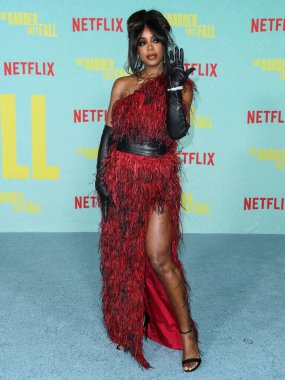 Şarkıcı Kelly Rowland, 13 Ekim 2021 'de Los Angeles, Kaliforniya, ABD' deki Shrine Auditorium ve Expo Hall 'da düzenlenen Netflix' in 