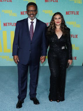 Aktör Richard Lee Lawson ve eşi / iş kadını Tina Knowles Lawson, 13 Ekim 2021 'de Los Angeles, Kaliforniya, ABD' de bulunan Shrine Auditorium ve Expo Hall 'da düzenlenen Netflix' in 'The Harder They Fall' adlı filminin Los Angeles Premiere 'ine geldiler.. 