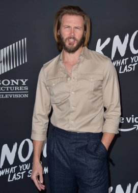 Aktör Bill Heck, 13 Ekim 2021 'de Hollywood Roosevelt' te düzenlenen 