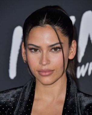 Model Juliana Herz, 13 Ekim 2021 'de Hollywood Roosevelt' te düzenlenen 