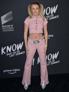 Aktris Madi Monroe, 13 Ekim 2021 'de Hollywood Roosevelt' te düzenlenen 