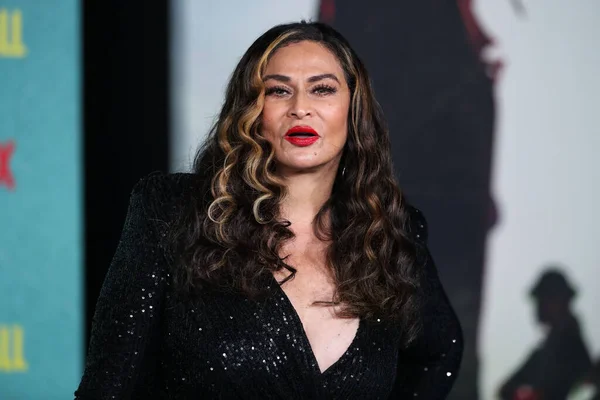 Bizneswoman Tina Knowles Lawson Przyjeżdża Premierę Utworu Netflix Harder Fall — Zdjęcie stockowe