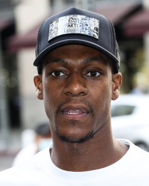 Amerikalı profesyonel basketbolcu Rajon Rondo, Los Angeles Lakers Star Rajon Rondo ile 4 Ekim 2021 tarihinde ABD 'nin Kaliforniya eyaletinin Los Angeles şehrinde düzenlenen Ulusal Taco Günü' ne katıldı. Tacos AF Lakers 'tan Rajon Rondo ile ortak oldu