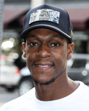 Amerikalı profesyonel basketbolcu Rajon Rondo, Los Angeles Lakers Star Rajon Rondo ile 4 Ekim 2021 tarihinde ABD 'nin Kaliforniya eyaletinin Los Angeles şehrinde düzenlenen Ulusal Taco Günü' ne katıldı. Tacos AF Lakers 'tan Rajon Rondo ile ortak oldu