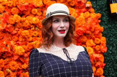 Aktris Christina Hendricks, 2 Ekim 2021 'de ABD' nin Los Angeles eyaletindeki Pacific Palisades, Los Angeles, Kaliforniya eyaletindeki Will Rogers Eyalet Parkı 'nda düzenlenen Veuve Clicquot Polo Classic Los Angeles 2021' e geldi..