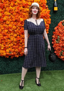 Aktris Christina Hendricks, 2 Ekim 2021 'de ABD' nin Los Angeles eyaletindeki Pacific Palisades, Los Angeles, Kaliforniya eyaletindeki Will Rogers Eyalet Parkı 'nda düzenlenen Veuve Clicquot Polo Classic Los Angeles 2021' e geldi.. 