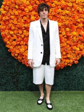 Aktör Lukas Gage, Los Angeles 'taki Veuve Clicquot Polo Classic Los Angeles 2021' e 2 Ekim 2021 'de Pasifik Palisades, Los Angeles, Kaliforniya' daki Will Rogers State Park 'a geldi.. 