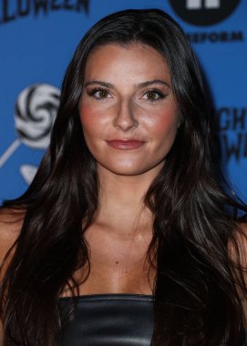 Hasley Pitman, 30 Eylül 2021 'de ABD' nin Kaliforniya eyaletinin Los Angeles kentindeki Heritage Square Müzesi 'nde düzenlenen Freeform' Halloween Road 'Yetenek ve Basın Gecesi' ne geldi.