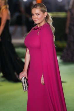 Pamella Roland elbisesi giyen aktris Abigail Breslin, 25 Eylül 2021 'de ABD' nin Kaliforniya eyaletinin Los Angeles kentinde bulunan Akademi Sinema Filmleri Müzesi 'nin açılış galasına geldi.. 