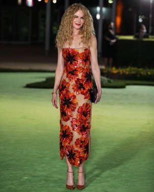 Rodarte elbisesi giyen aktris Nicole Kidman, 25 Eylül 2021 'de ABD' nin Kaliforniya eyaletinin Los Angeles kentinde bulunan Akademi Sinema Filmleri Müzesi 'nin açılış galasına geldi.. 