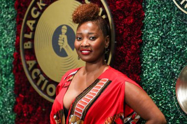 Aktris Isley Nicole Melton, 23 Eylül 2021 'de Batı Hollywood' daki 1 Hotel West Hollywood 'da düzenlenen 1. Geleneksel Siyahi Müzik Eylem Koalisyonu Müzik Ödülleri' ne geldi.. 