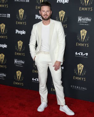 Televizyon kişiliği Bobby Berk, 17 Eylül 2021 'de Kuzey Hollywood, Los Angeles, Kaliforniya, ABD' de düzenlenen Televizyon Sanatları ve Bilimleri Akademisi 'nde düzenlenen 73. Emmy Ödülü adaylarını onurlandırmak için Televizyon Akademisi' nin resepsiyonuna geldi..