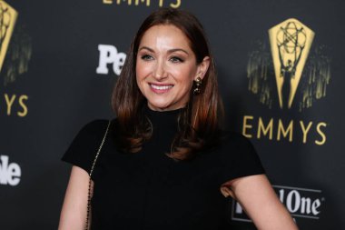 Komedyen / aktris Jamie Lee, 17 Eylül 2021 'de Kuzey Hollywood, Los Angeles, Kaliforniya, ABD' de düzenlenen The Academy of Television Arts and Sciences 'ta düzenlenen 73. Emmy Ödülü adaylarını onurlandırmak için Televizyon Akademisi' nin resepsiyonuna geldi..