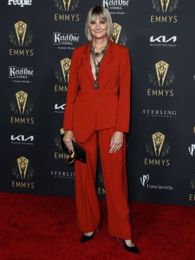 Aktris Kerri Kenney-Silver, 17 Eylül 2021 'de Kuzey Hollywood, Los Angeles, Kaliforniya, ABD' de düzenlenen The Academy of Television Arts and Sciences 'ta düzenlenen 73. Emmy Ödülü adaylarını onurlandırmak için Televizyon Akademisi' nin resepsiyonuna geldi..