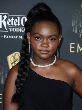 Aktris Kylee D. Allen, 17 Eylül 2021 'de Kuzey Hollywood, Los Angeles, Kaliforniya, ABD' de düzenlenen The Academy of Television Arts and Sciences 'ta düzenlenen 73. Emmy Ödülü adaylarını onurlandırmak için Televizyon Akademisi' nin resepsiyonuna geldi..