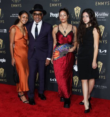 Shayne Lyra Esposito, aktör Giancarlo Esposito, Ruby Esposito ve Kale Lyn Esposito, 17 Eylül 2021 'de ABD' nin Los Angeles kentindeki Televizyon Akademisi 'nin 73. Emmy Ödüllü Adayları Akademisi' ne geldiler..