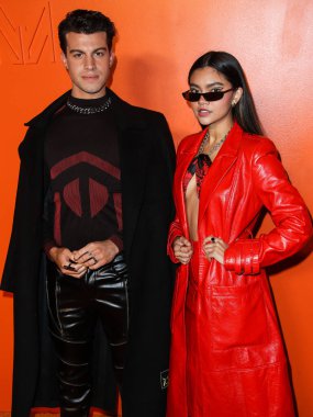 Andrew Matarazzo ve Myra Molloy, 16 Eylül 2021 'de Beverly Hills, Los Angeles, Kaliforniya' da düzenlenen MARCELL VON BERLIN İlkbahar / Yaz 2021 Runway Show 'a geldiler..