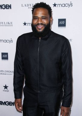 Aktör Anthony Anderson, 11 Eylül 2021 'de Beverly Hilton Oteli' nde düzenlenen 12. Geleneksel Mükemmel Kadın Gibi Vakfı ve Moda Gösterisi 'ne geliyor..