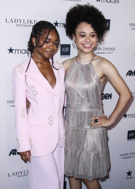 Aktrisler Marsai Martin ve Gabrielle Nevaeh Green, 11 Eylül 2021 'de Beverly Hills, Los Angeles, Kaliforniya, ABD' de düzenlenen 12.
