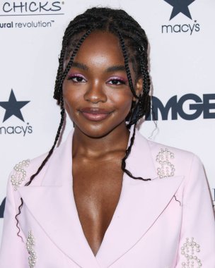 Moschino 'yu giyen aktris Marsai Martin, 11 Eylül 2021' de Beverly Hilton Hotel 'de düzenlenen 12. Geleneksel Kadın Gibi Kadın Ödülleri ve Moda Gösterisi' ne katıldı.. 
